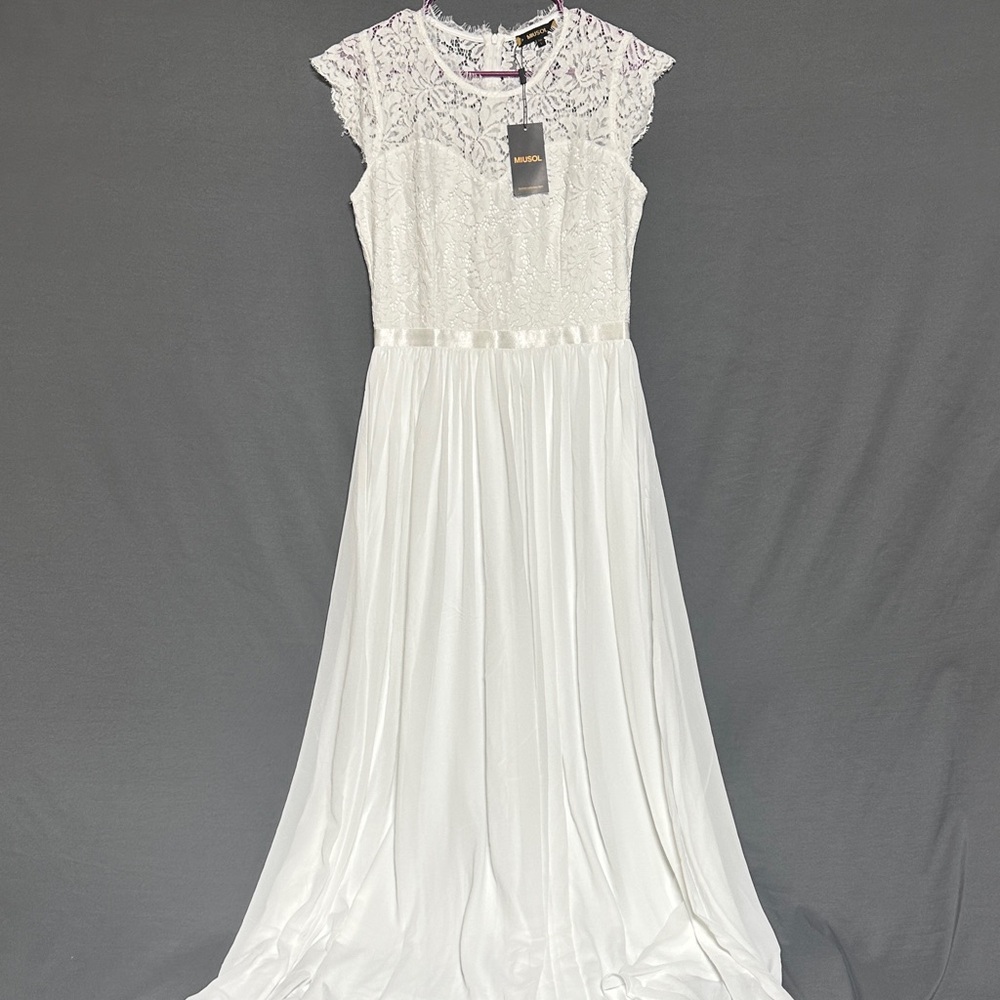 Miusol White Lace Dress